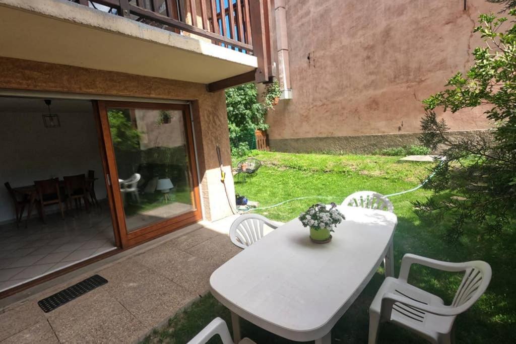 Briancon, Appartement Avec Jardin Et Terrasse. Eksteriør bilde