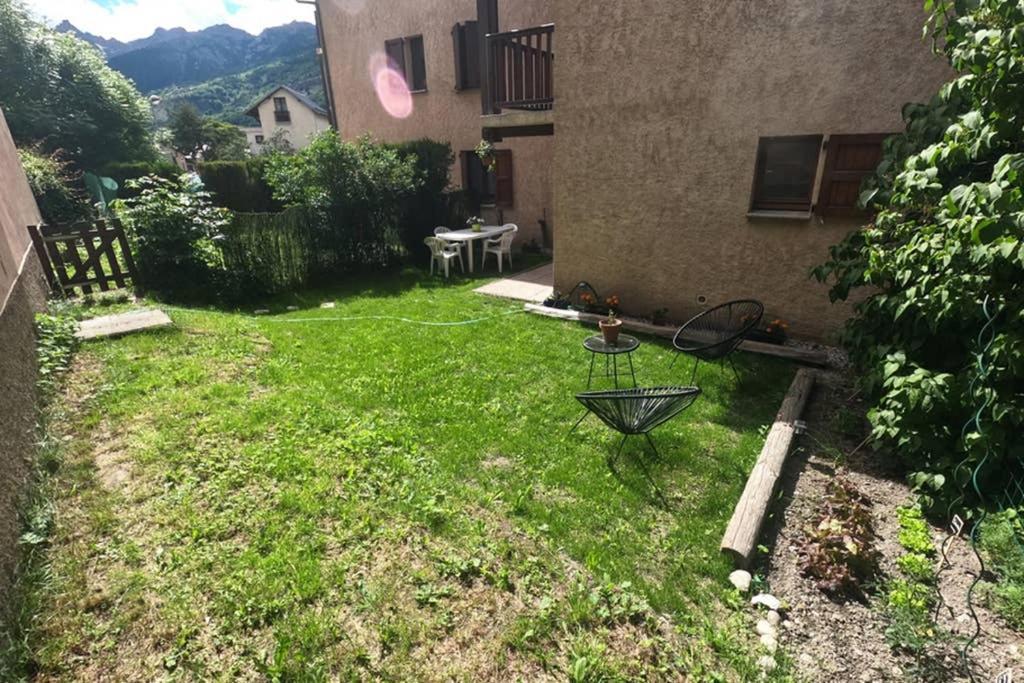 Briancon, Appartement Avec Jardin Et Terrasse. Eksteriør bilde